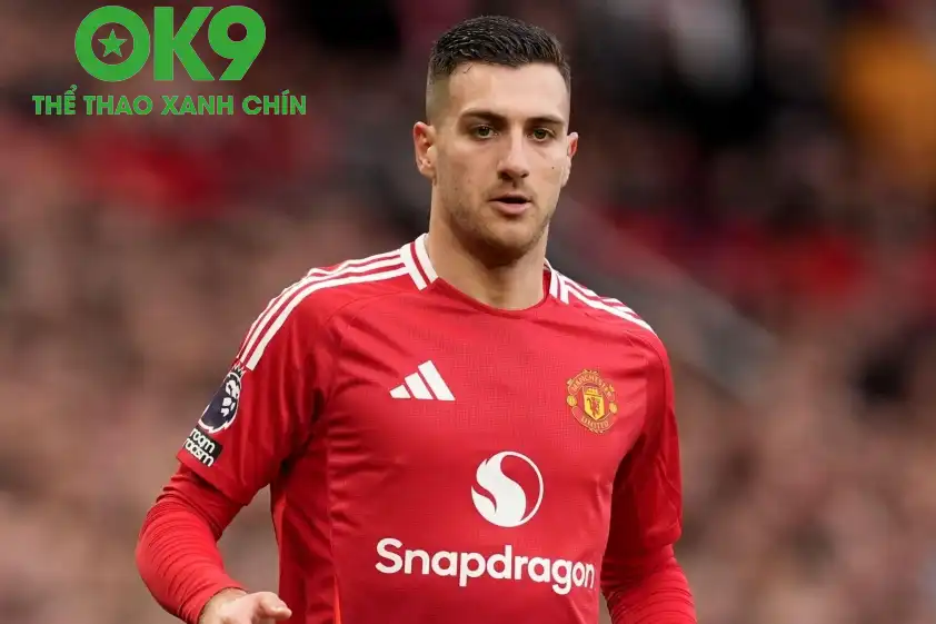 Dalot đã có những chia sẻ về trận đấu đầy thất vọng này. Ảnh: The Metro Dalot đã có những chia sẻ về trận đấu đầy thất vọng này. Ảnh: The Metro